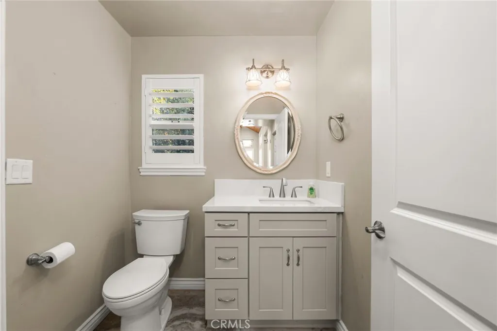 1158 Klondike, Lake Arrowhead, California 92352 home-pic-18