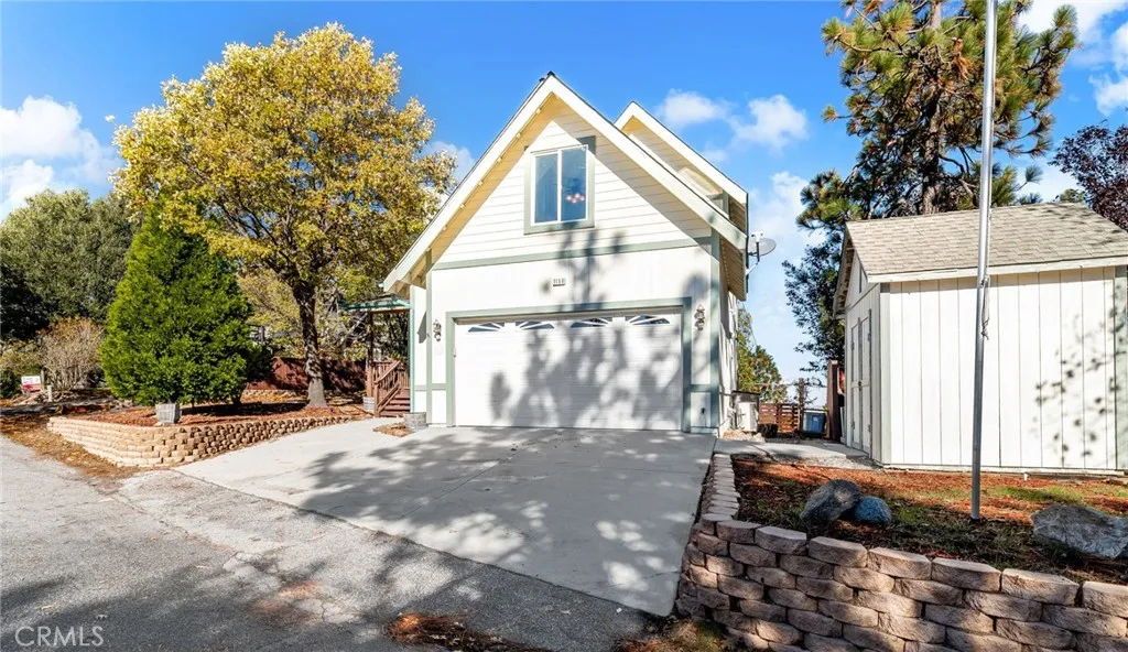 1158 Klondike, Lake Arrowhead, California 92352 home-pic-4