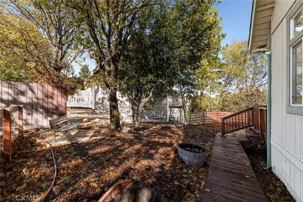 1158 Klondike, Lake Arrowhead, California 92352 home-pic-37