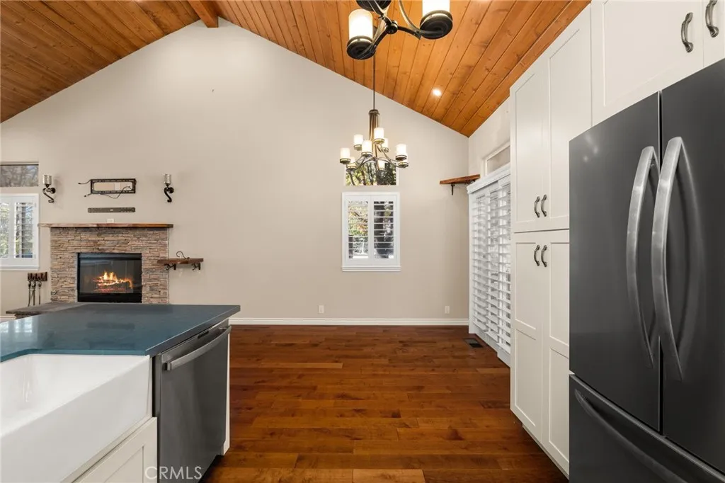 1158 Klondike, Lake Arrowhead, California 92352 home-pic-15