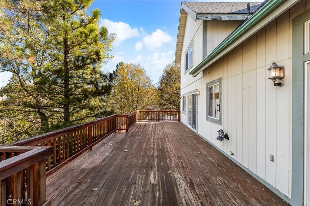 1158 Klondike, Lake Arrowhead, California 92352 home-pic-32