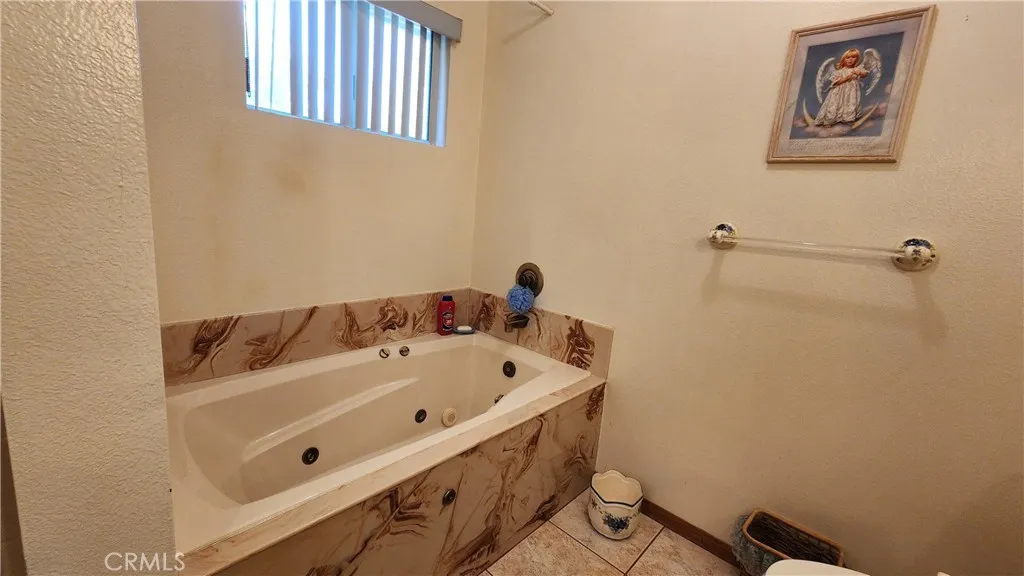 23729 Citrus Avenue, Perris, California 92570 home-pic-37