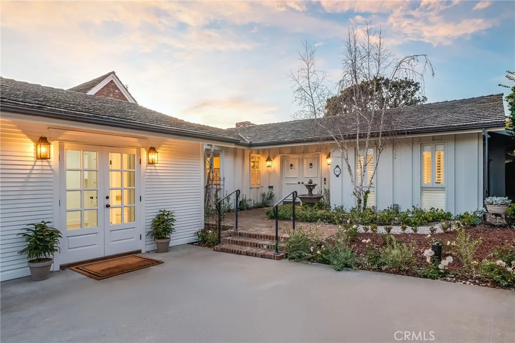 360 Diamond, Laguna Beach, California 92651 home-pic-0