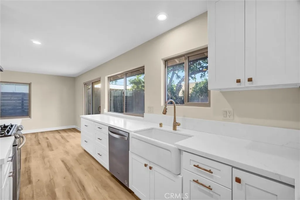 3157 Cork, Costa Mesa, California 92626 home-pic-15