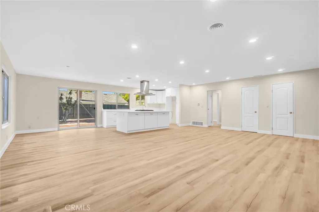 3157 Cork, Costa Mesa, California 92626 home-pic-9