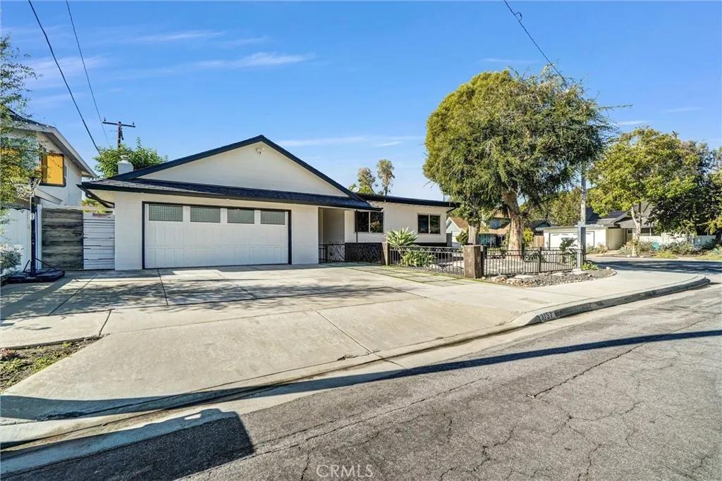 3157 Cork, Costa Mesa, California 92626 home-pic-3