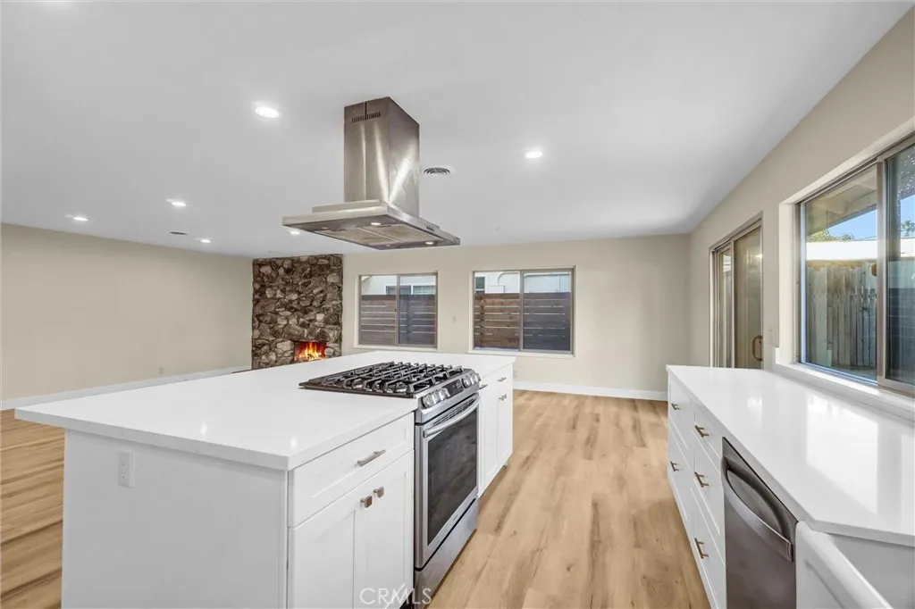 3157 Cork, Costa Mesa, California 92626 home-pic-14
