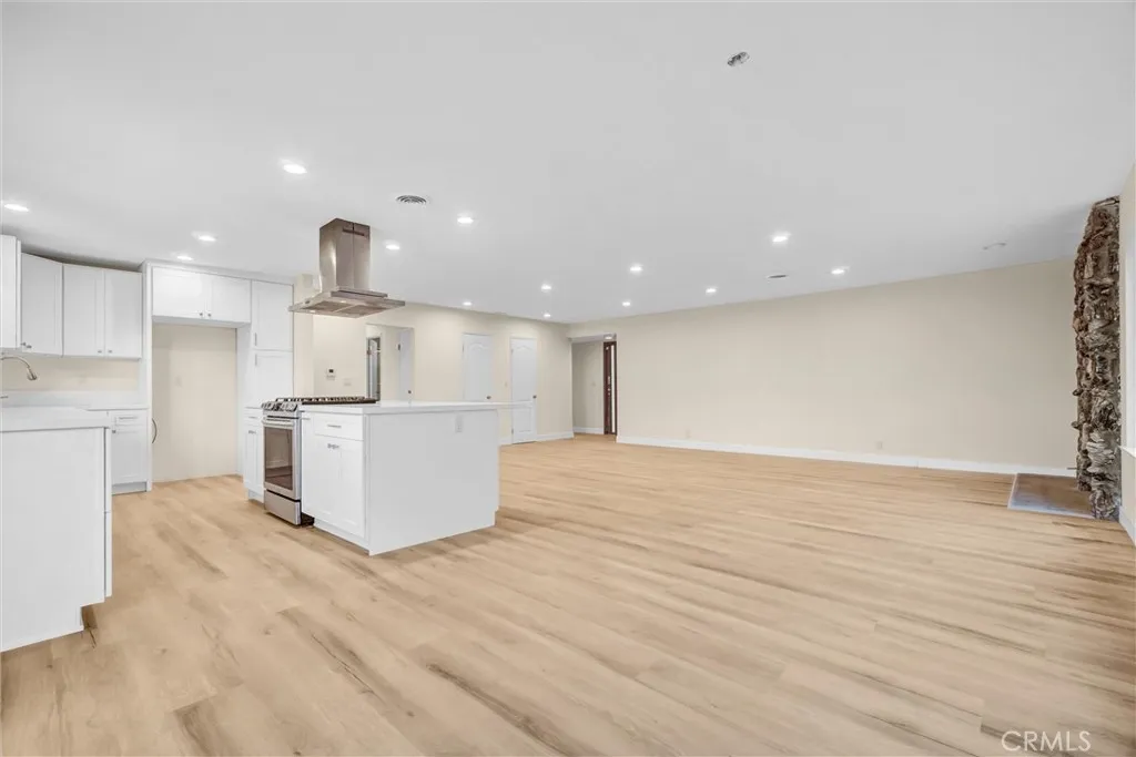 3157 Cork, Costa Mesa, California 92626 home-pic-11