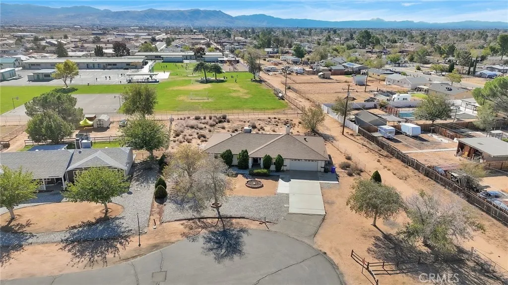 22111 Isatis, Apple Valley, California 92307 home-pic-45