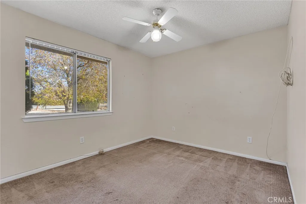 22111 Isatis, Apple Valley, California 92307 home-pic-27