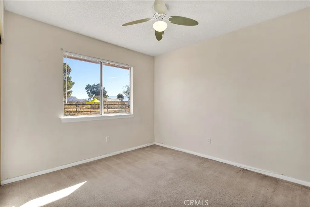 22111 Isatis, Apple Valley, California 92307 home-pic-29