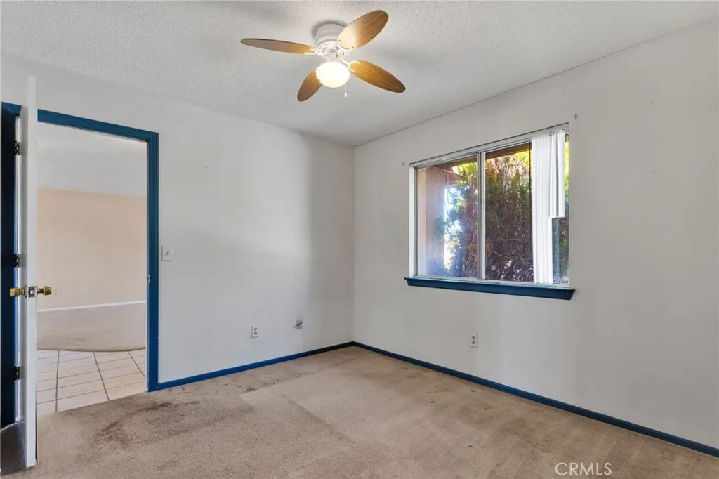 22111 Isatis, Apple Valley, California 92307 home-pic-24