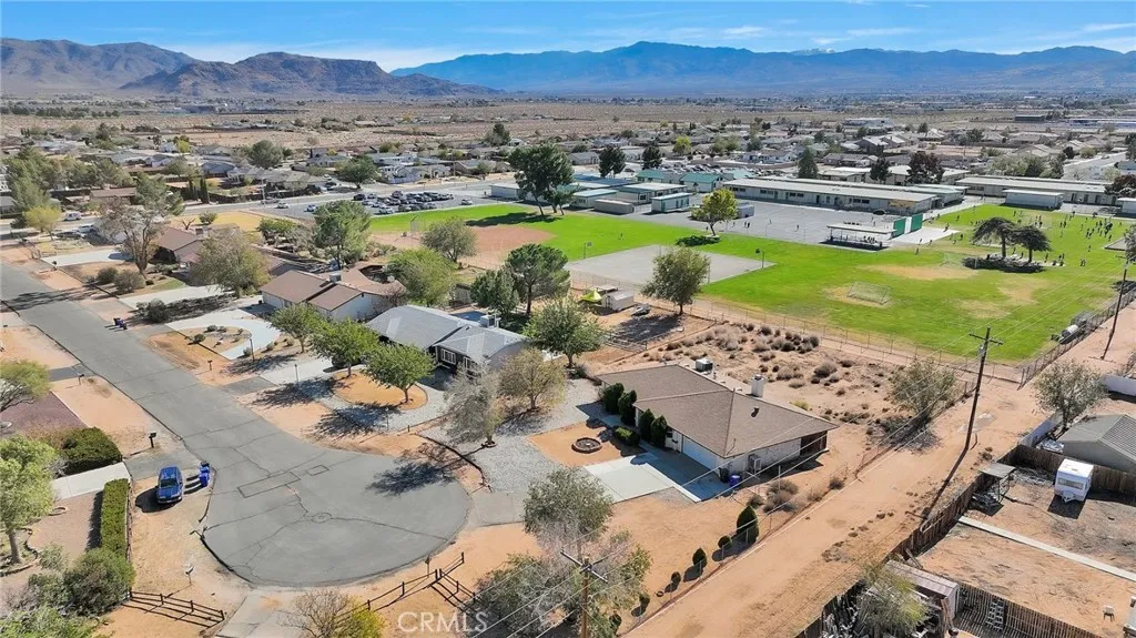 22111 Isatis, Apple Valley, California 92307 home-pic-46