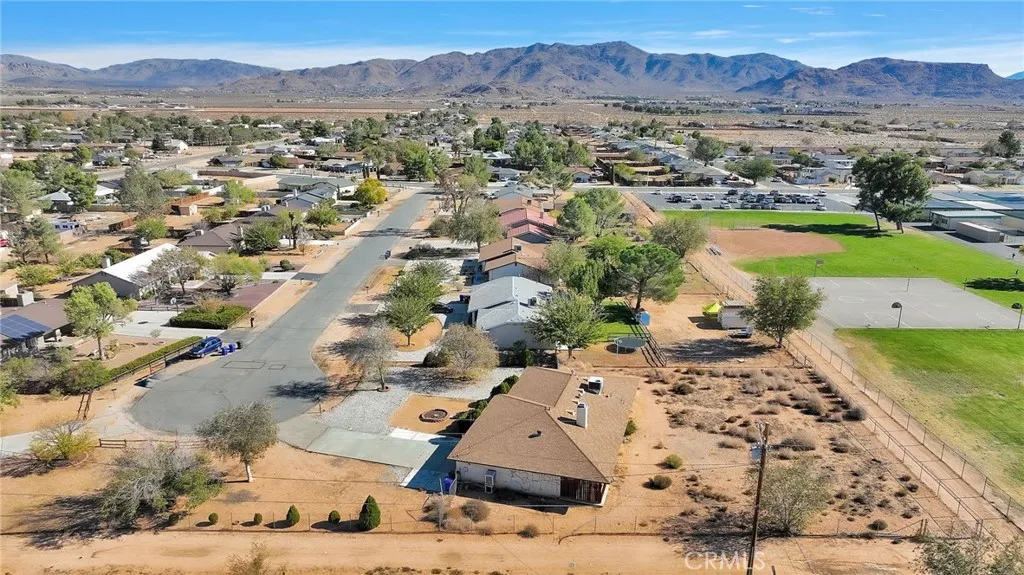 22111 Isatis, Apple Valley, California 92307 home-pic-47