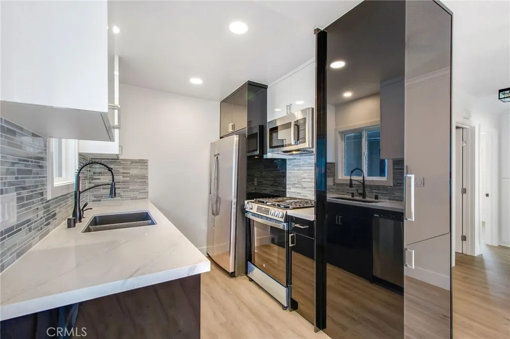 117 Avenida Algodon, San Clemente, California 92672 home-pic-9