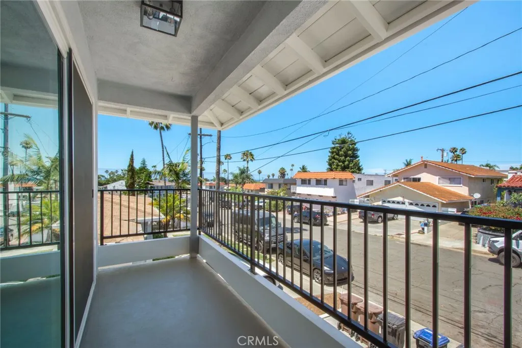 117 Avenida Algodon, San Clemente, California 92672 home-pic-11