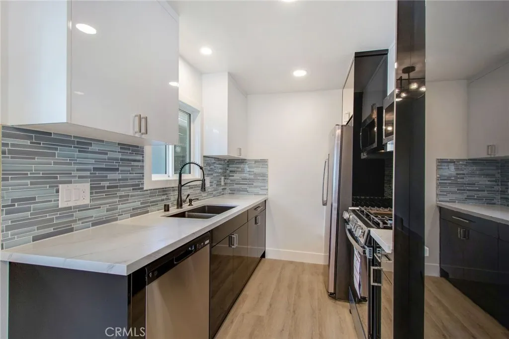 117 Avenida Algodon, San Clemente, California 92672 home-pic-8