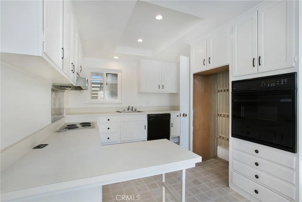 2137 Ronda Granada A, Laguna Woods, California 92637 home-pic-7