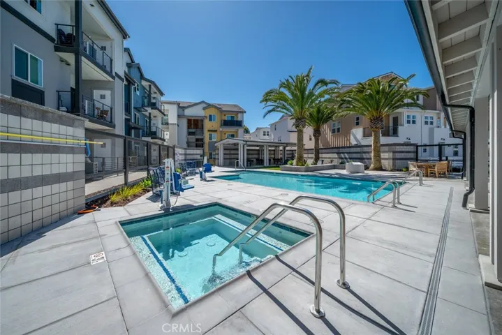 905 Madonna 14, San Luis Obispo, California 93405