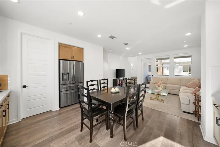 905 Madonna 14, San Luis Obispo, California 93405