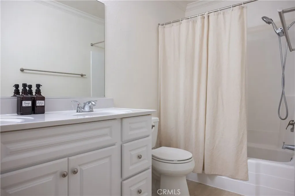 21991 143 Rimhurst, Lake Forest, California 92630 home-pic-7