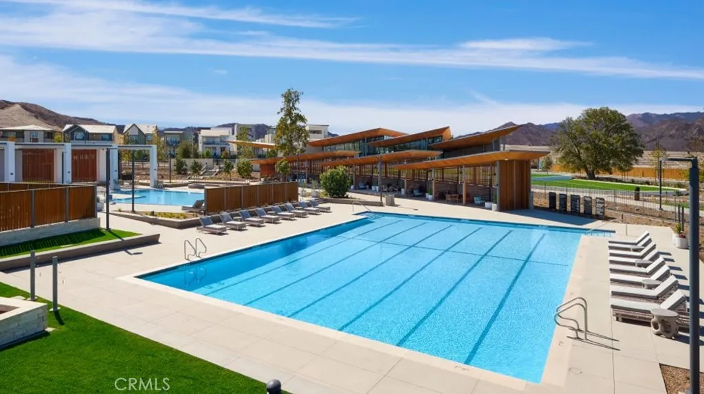27573 Millstone Place, Valencia, California 91381 home-pic-2