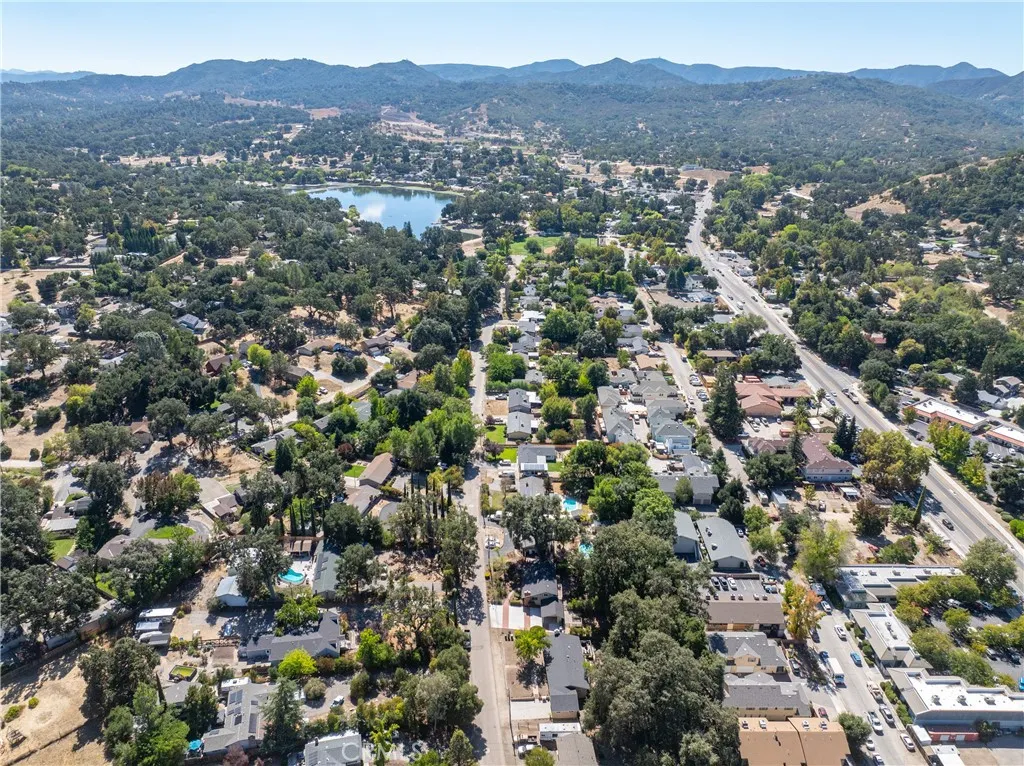 8375 Amapoa, Atascadero, California 93422 home-pic-33