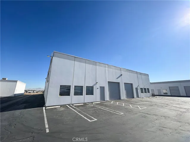17525 Alder 24, Hesperia, California 92345