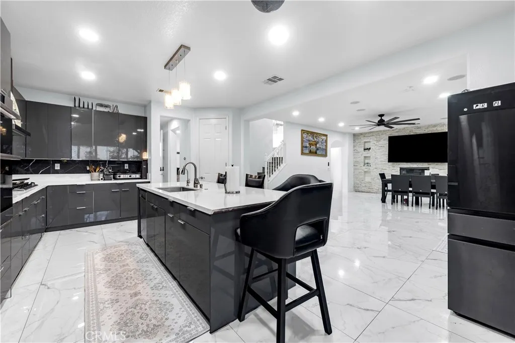 13859 Oak Leaf Way, Rancho Cucamonga, California 91739 home-pic-12