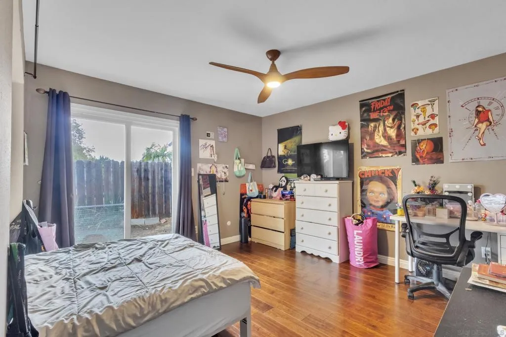 , San Diego, California 92117 home-pic-29