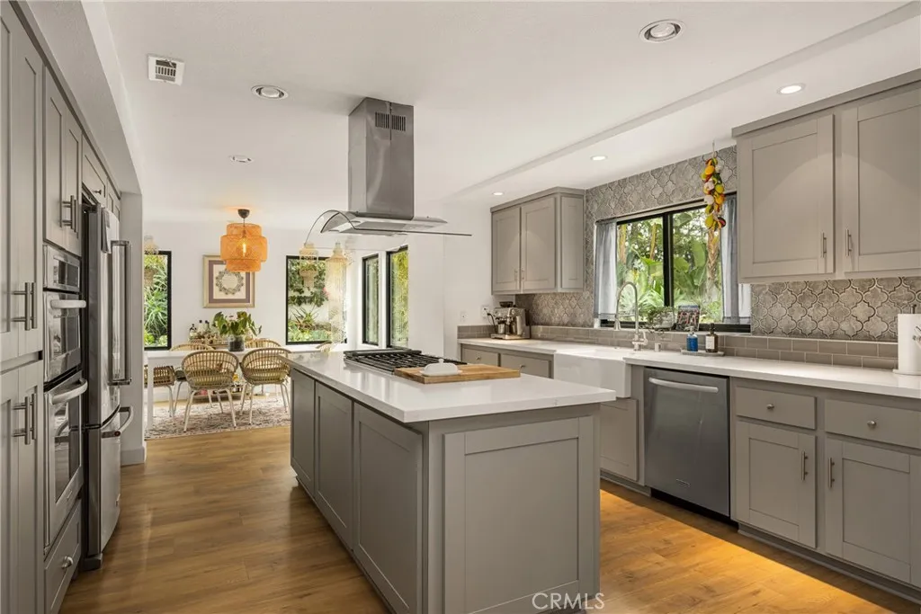 28352 La Caleta, Mission Viejo, California 92692 home-pic-16