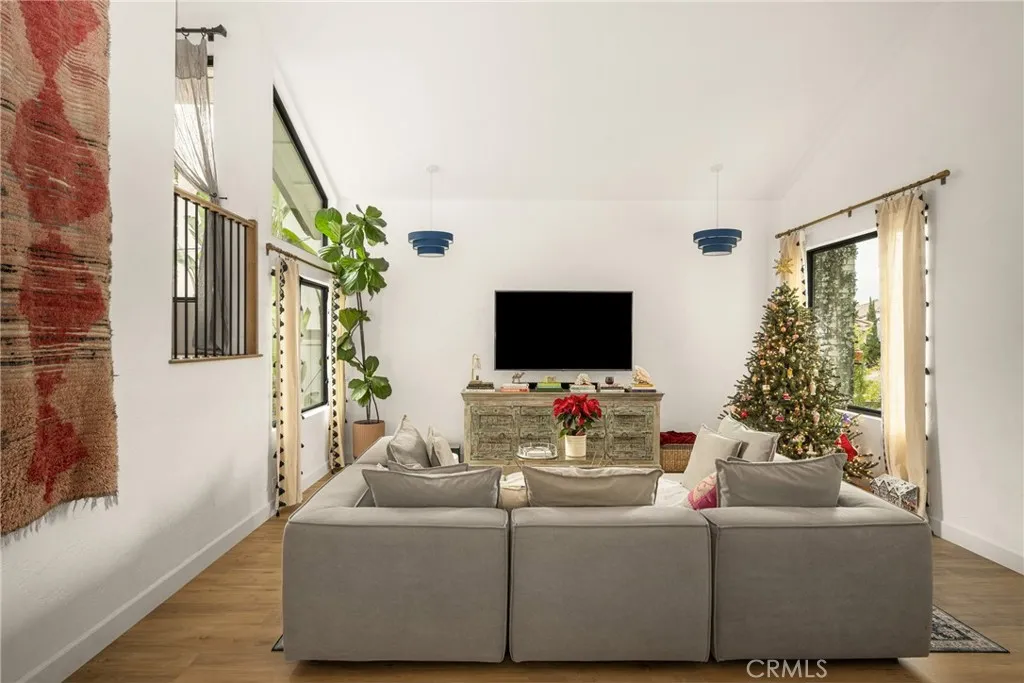 28352 La Caleta, Mission Viejo, California 92692 home-pic-5