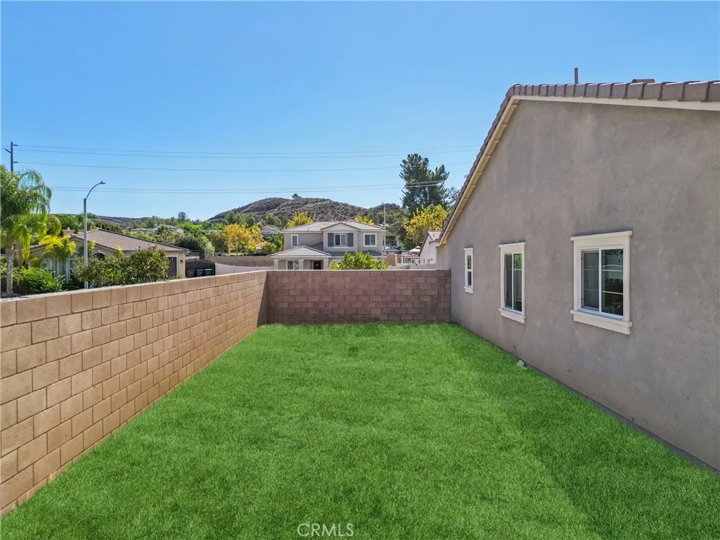 823 Wilde, San Jacinto, California 92583 home-pic-22