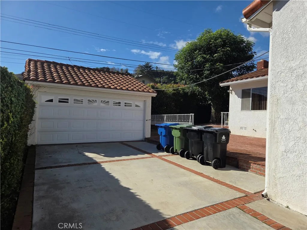 1103 S Malgren Avenue, San Pedro, California 90732 home-pic-29