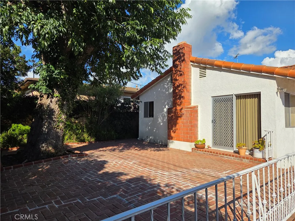 1103 S Malgren Avenue, San Pedro, California 90732 home-pic-31