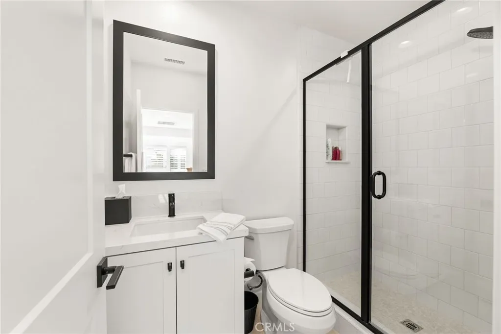 2127 Cresta, Newport Beach, California 92660 home-pic-18