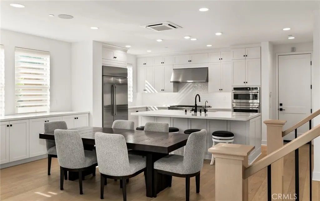 2127 Cresta, Newport Beach, California 92660 home-pic-3
