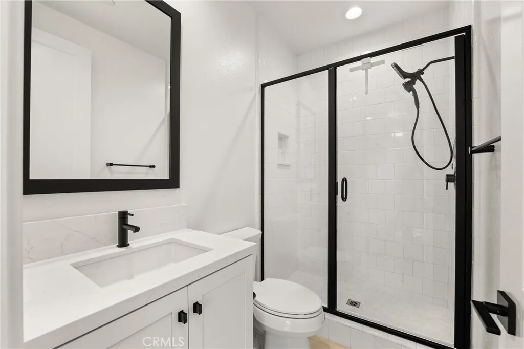 2127 Cresta, Newport Beach, California 92660 home-pic-12