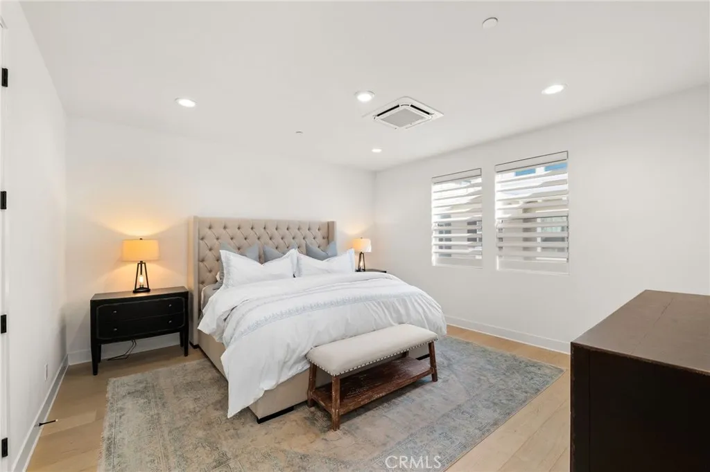 2127 Cresta, Newport Beach, California 92660 home-pic-14