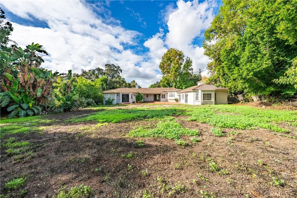 1210 Rodeo Road, Arcadia, California 91006 home-pic-2