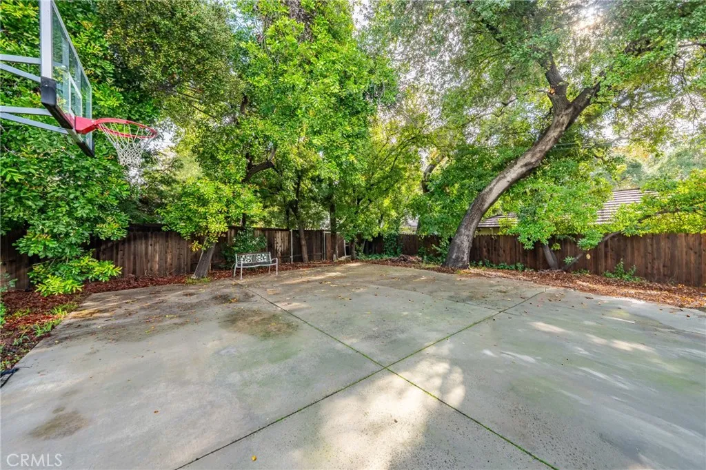 1210 Rodeo Road, Arcadia, California 91006 home-pic-4