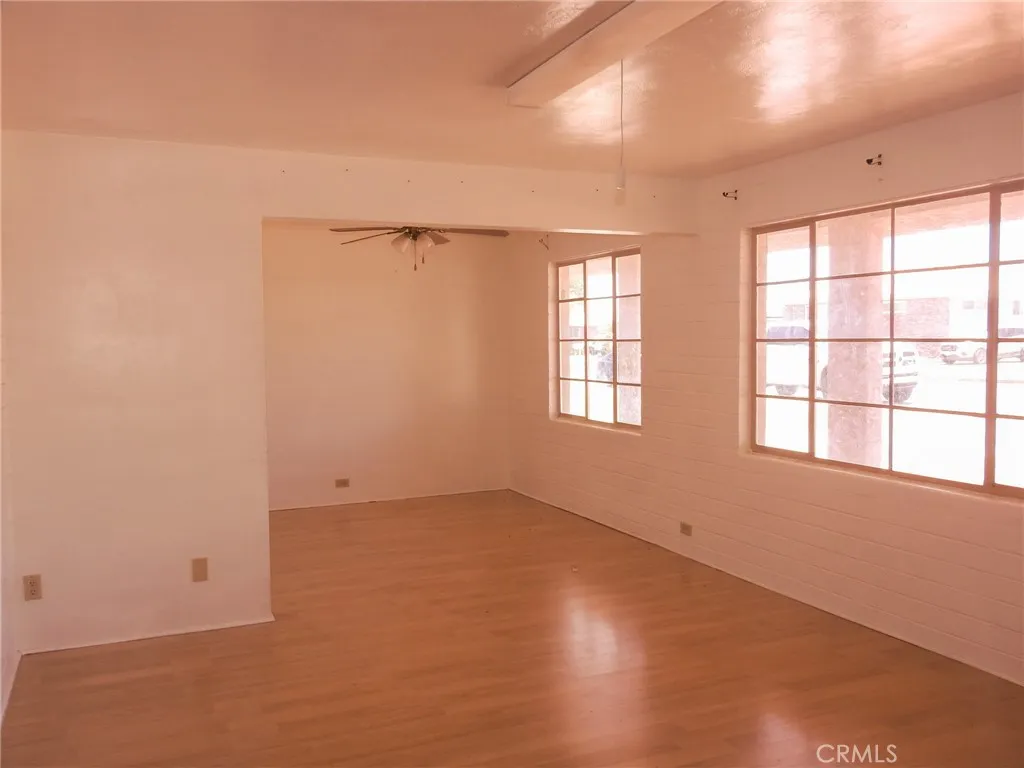 102 Erin Drive, Needles, California 92363 home-pic-6