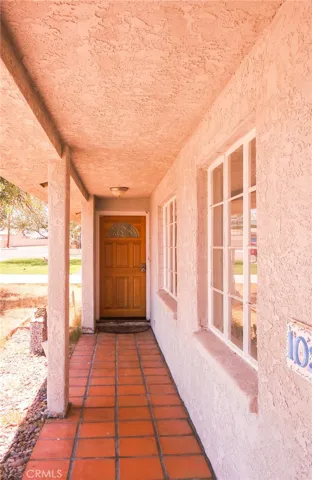 Front Entryway