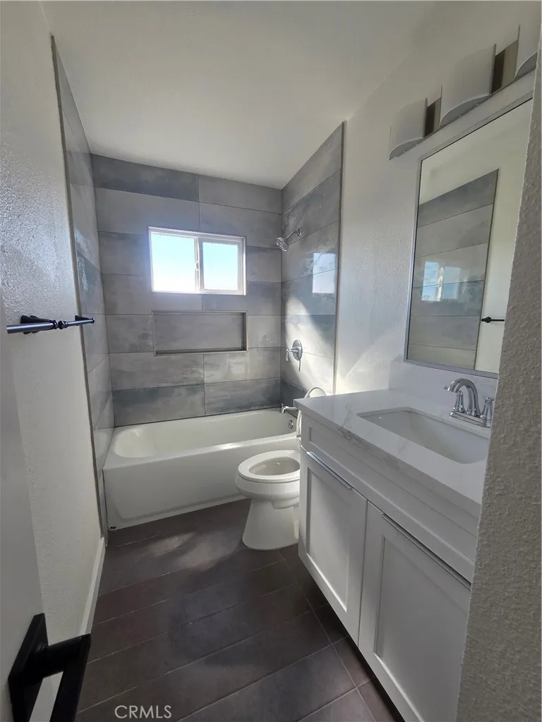 3940 Manzanita, San Diego, California 92105 home-pic-25