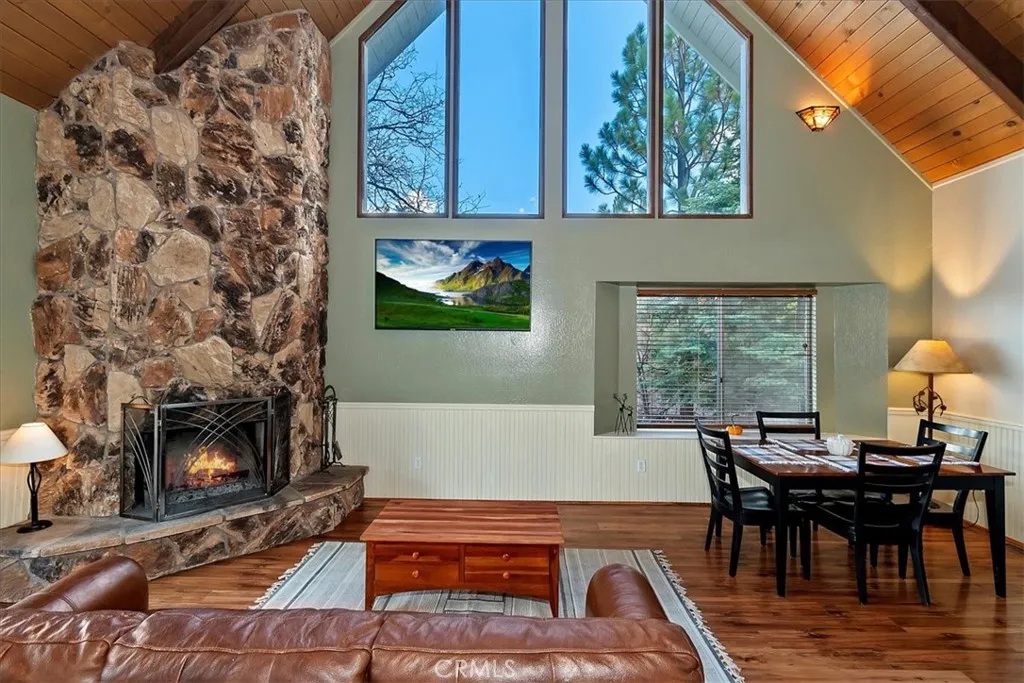 26822 Huron, Lake Arrowhead, California 92352 home-pic-12