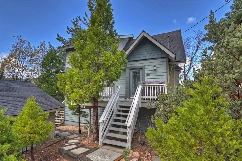 26822 Huron, Lake Arrowhead, California 92352 home-pic-0