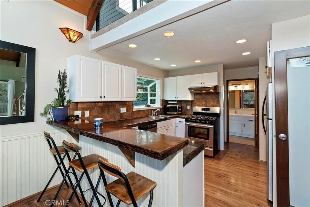 26822 Huron, Lake Arrowhead, California 92352 home-pic-6