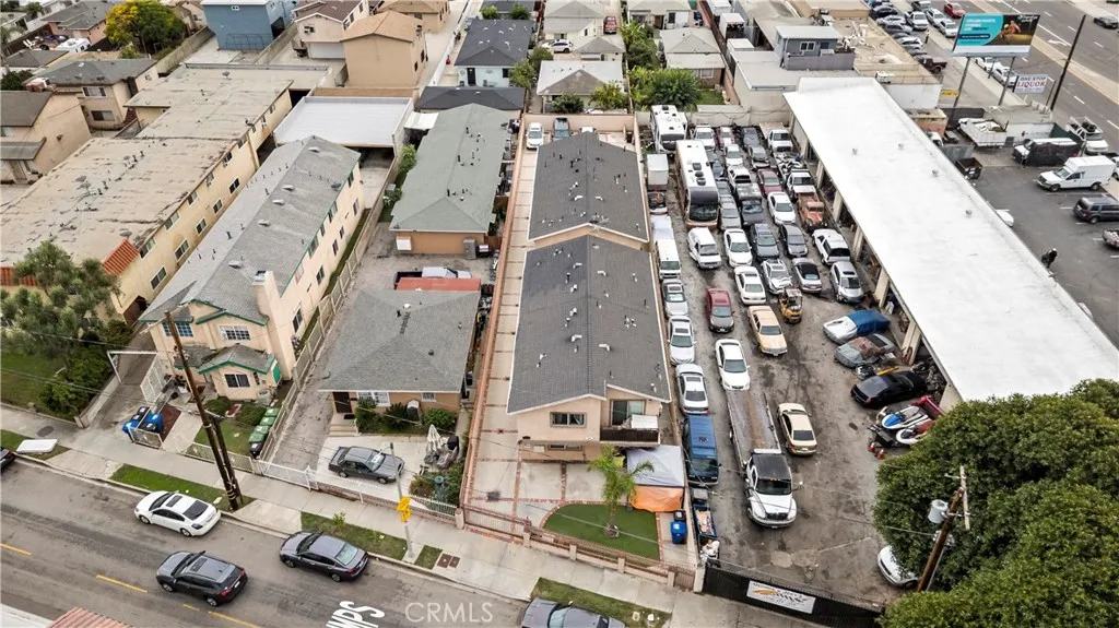 1652 Plaza Del Amo, Torrance, California 90501 home-pic-11