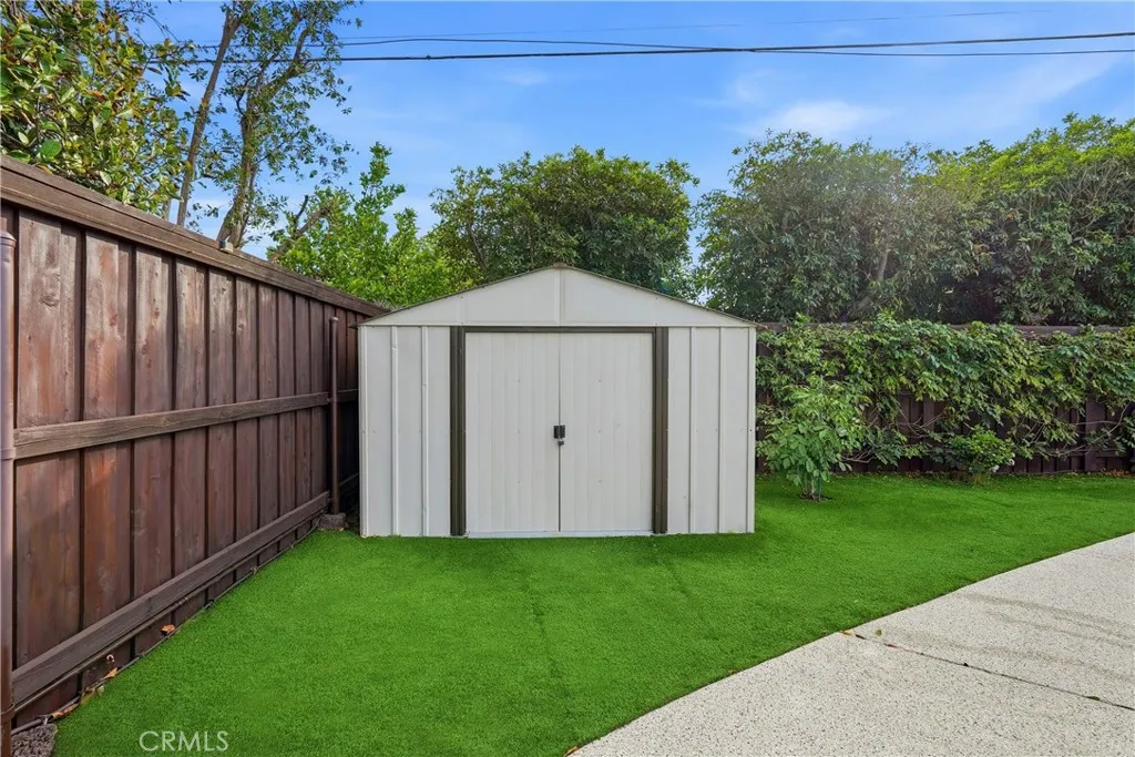 16456 Kingsbury, Granada Hills, California 91344 home-pic-37