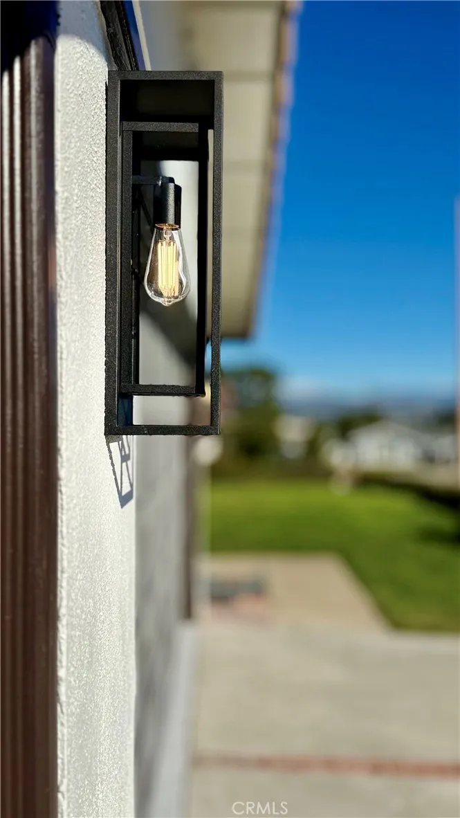 3032 N Oceanview, Orange, California 92865 home-pic-56